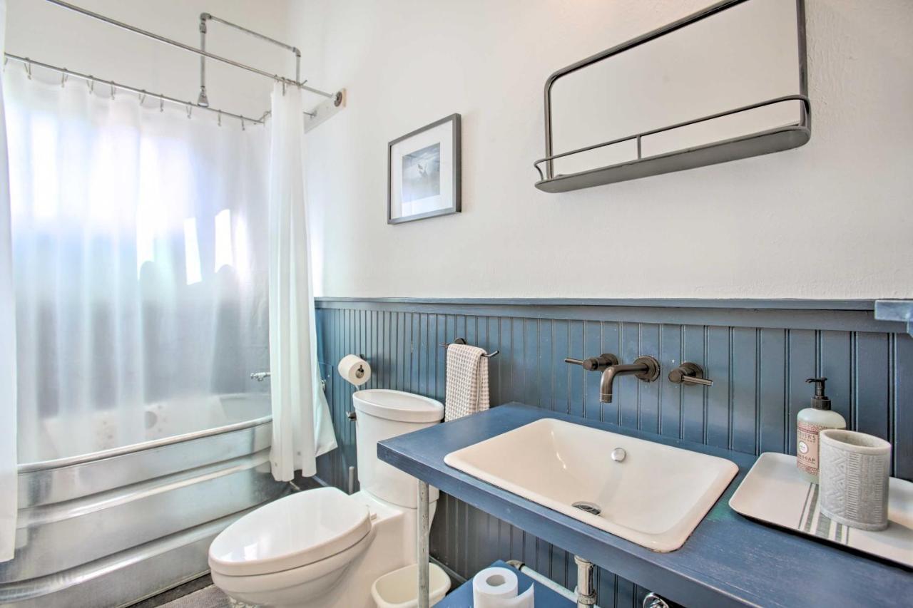 Holiday home Rustic Getaway In Nola Location! *